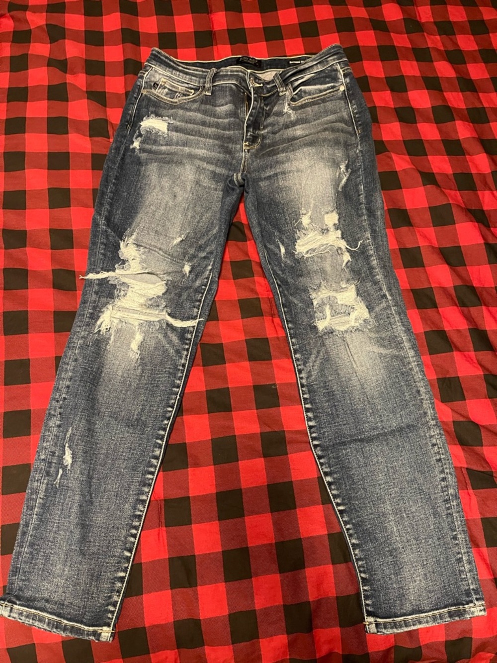 Judy Blue Distressed boyfriend jeans sz11/30